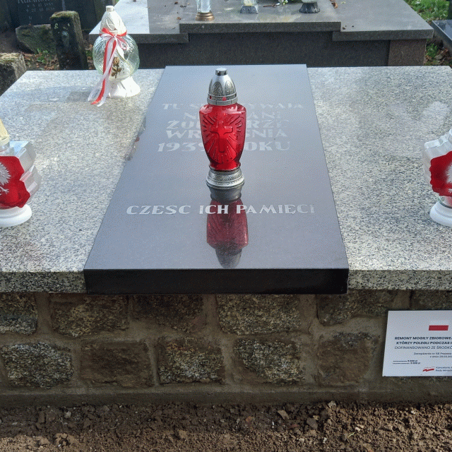 Mogiła zbiorowa w Byczynie upamiętniająca nieznanych polskich żołnierzy, którzy polegli podczas II wojny światowej