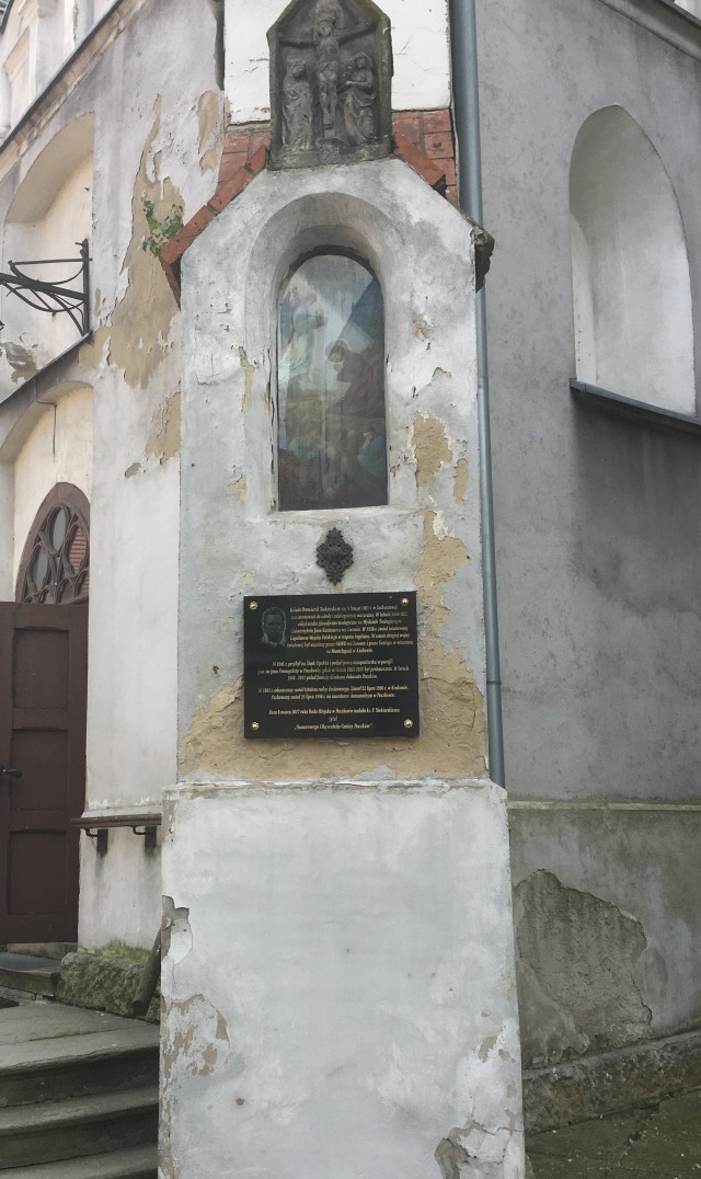 Tablica w Paczkowie upamiętniająca księdza - Franciszka Siekierskiego