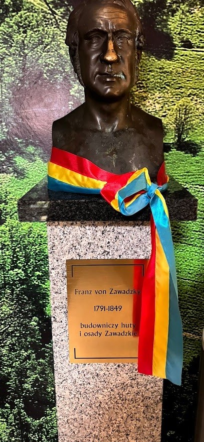Popiersie w Zawadzkiem upamiętniające założyciela miasta Zawadzkie oraz huty w Zawadzkiem - Franza von Zawadzky